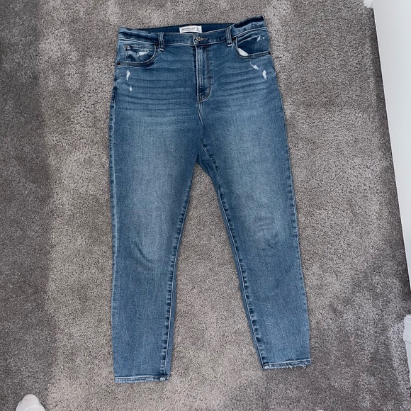 High Rise Super Skinny Ankle Jean - Picture 5 of 6
